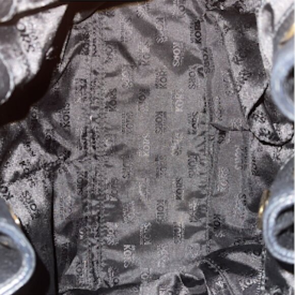 MICHAEL KORS Black Camden Hobo bag with Tassels (F) - Picture 5 of 7